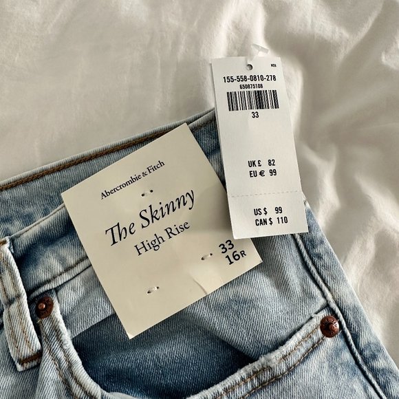 NWT Abercrombie High Rise Skinny Jeans Size 33 / 16 - Picture 3 of 4